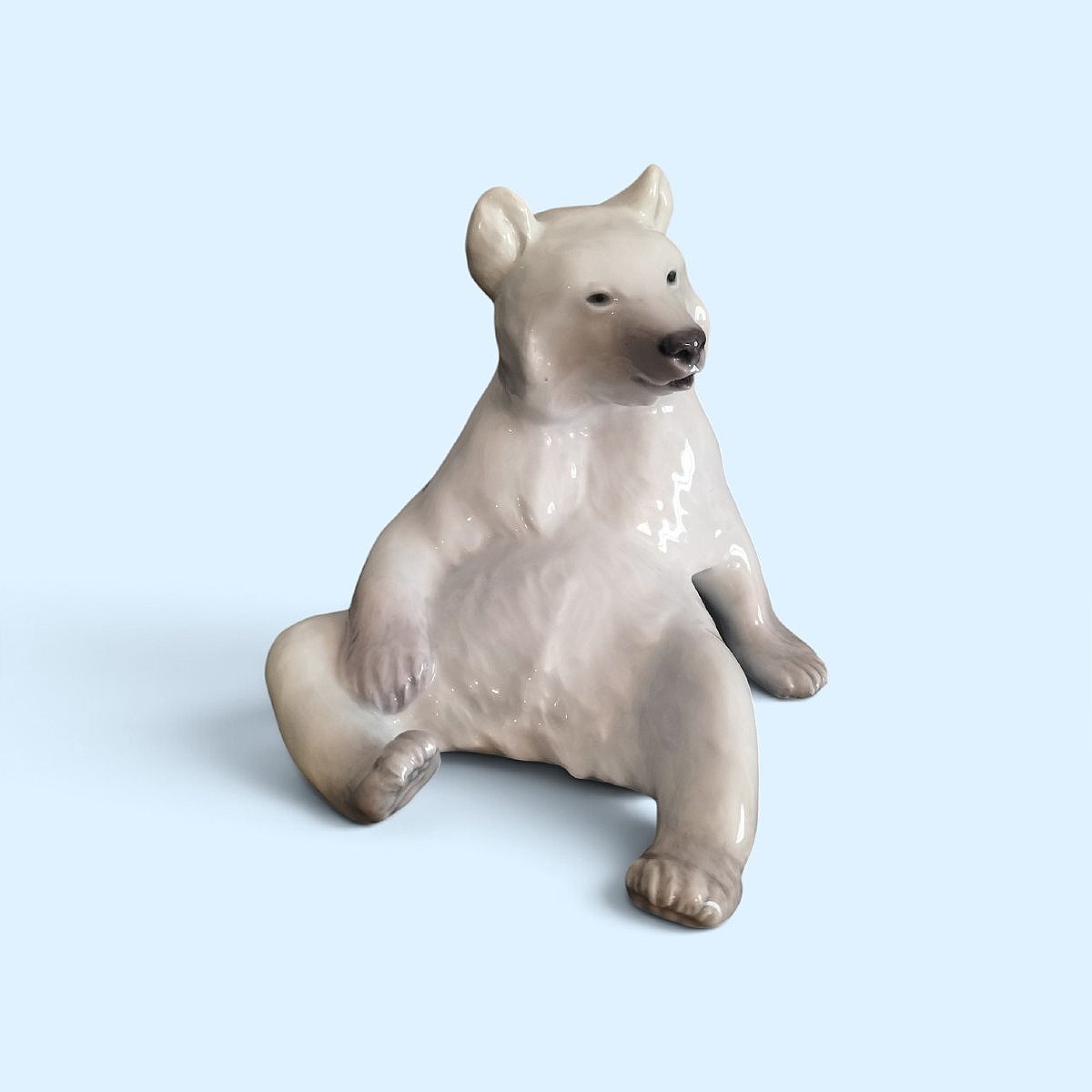 Royal Copenhague Ours en porcelaine 