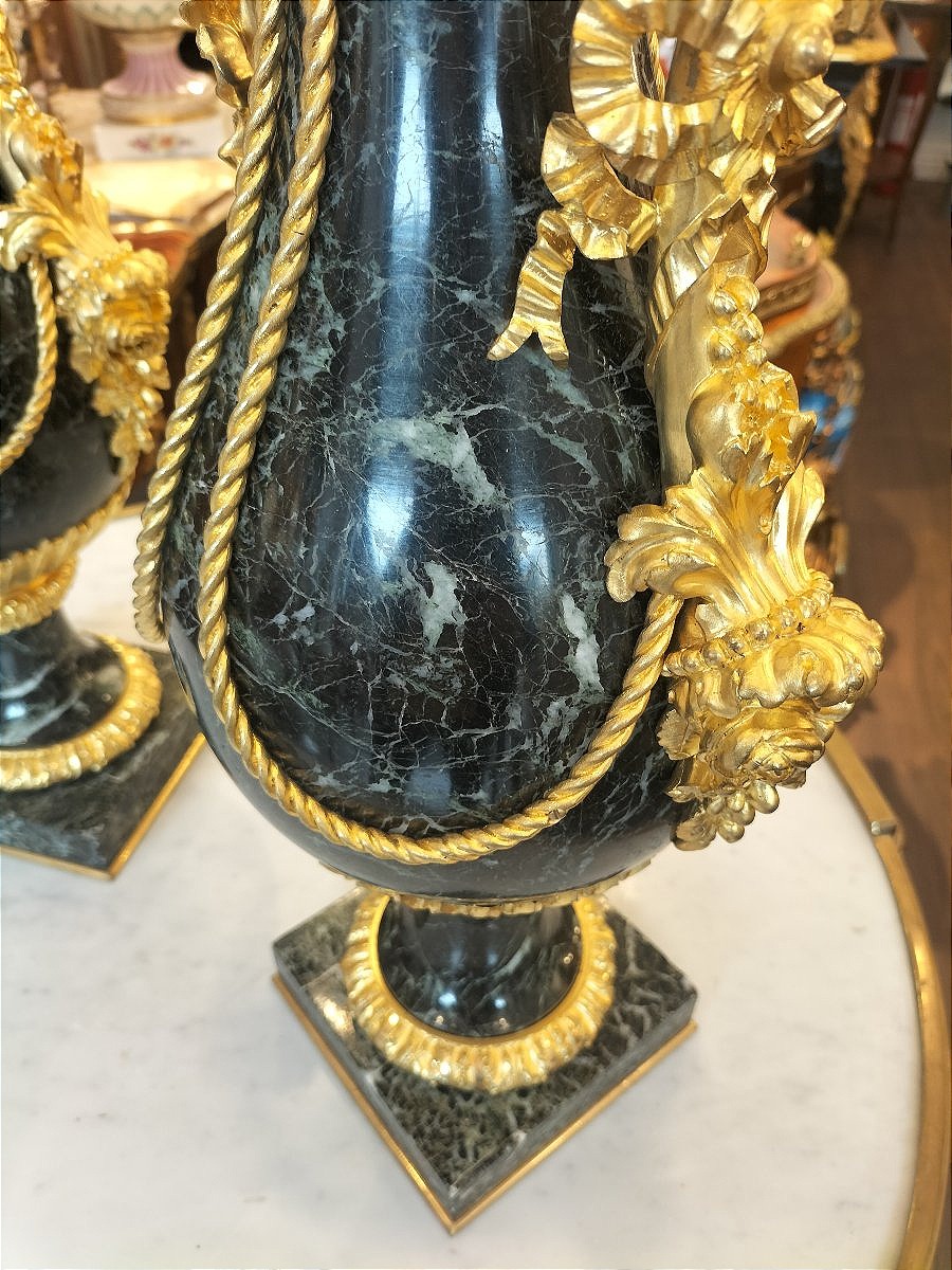 Important Pair Of Marble And Gilded Bronze Cassolettes, Late 19th Century -photo-6