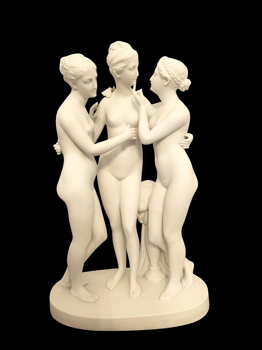 Groupe en biscuit " les Trois Grâces" attribué à Sèvres 
