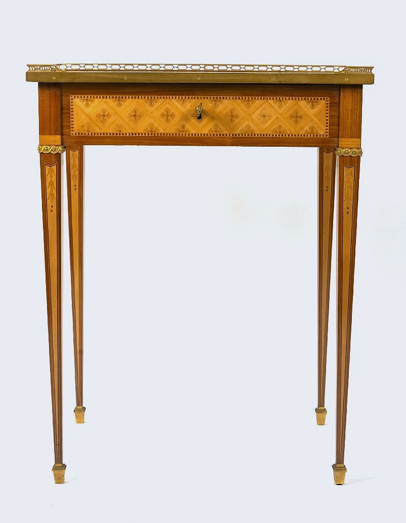 Late 19th-century Writing Desk In Marquetry And Gilded Bronze -photo-2