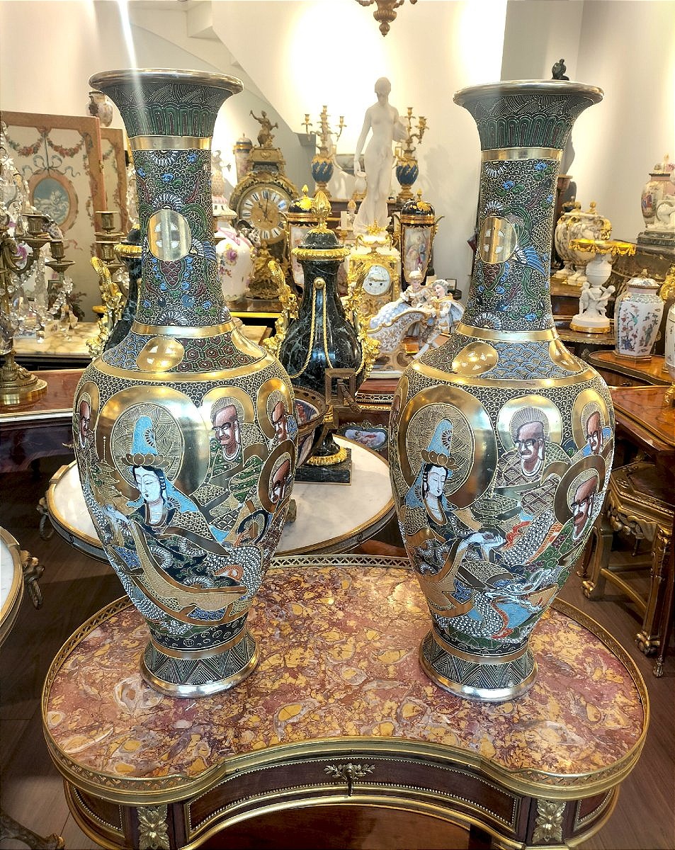 Paire de grands vases  Satsuma Japon circa 1920