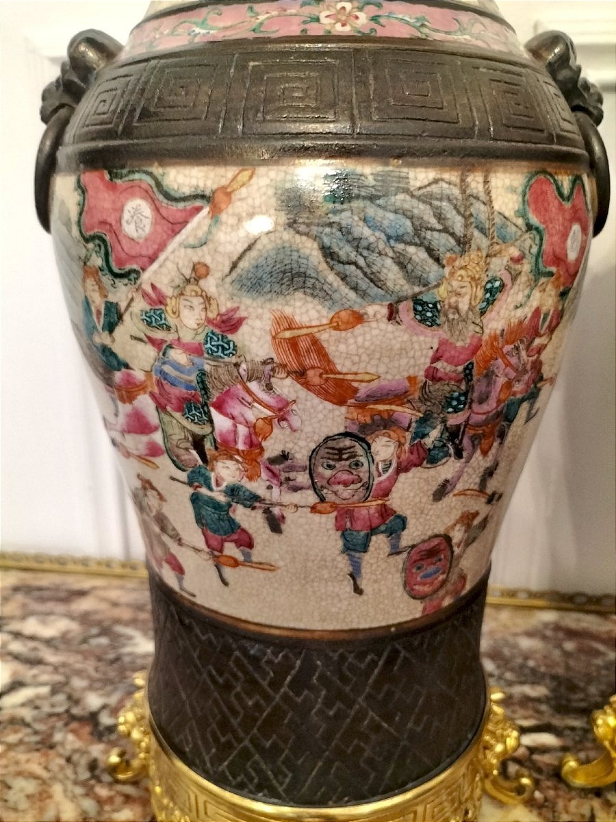 Pair Of 19th-century Chinese Porcelain Vases From Nanjing -photo-5