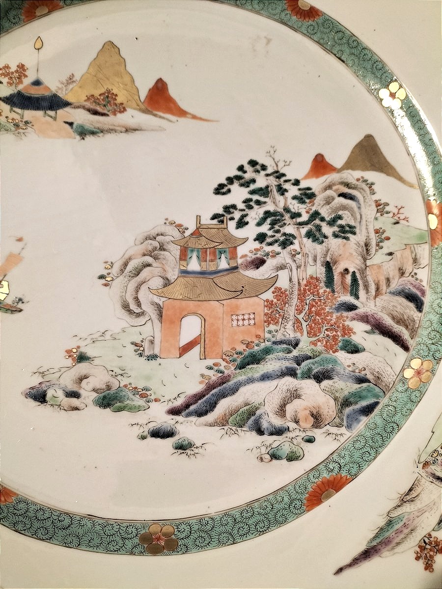 Large Chinese Porcelain Dish From The Qianlong Period -photo-2