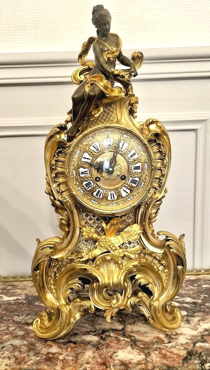 Important 19th-century Gilded And Patinated Bronze Clock -photo-2