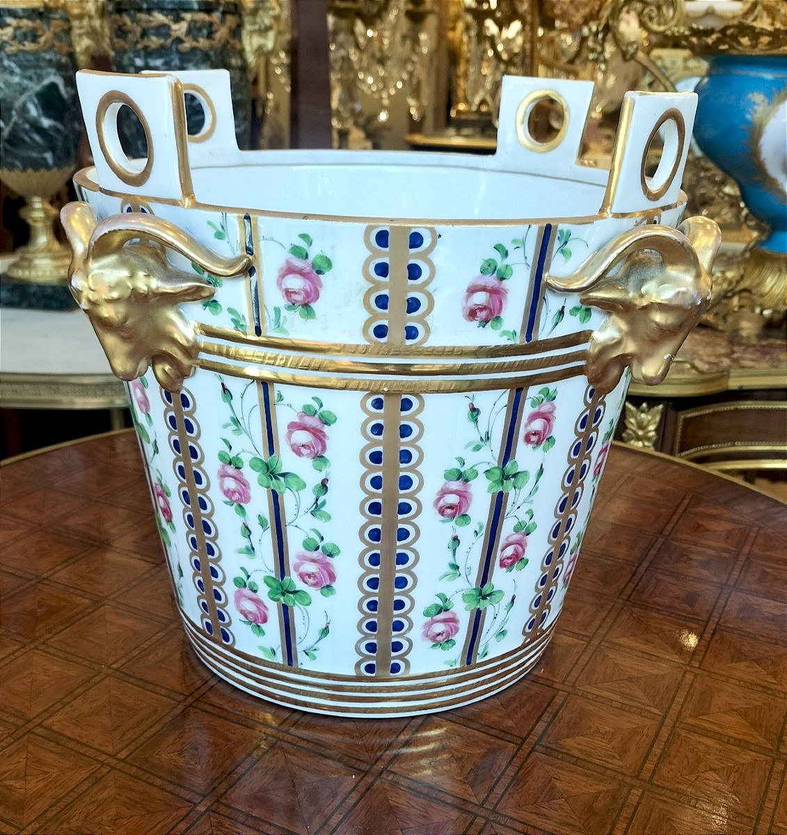 Dresden Porcelain Planter, Late 19th Century -photo-2