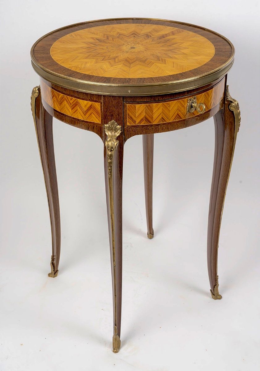 Guéridon en marqueterie style Transition Louis XV Louis XVI Fin 19ème siècle 