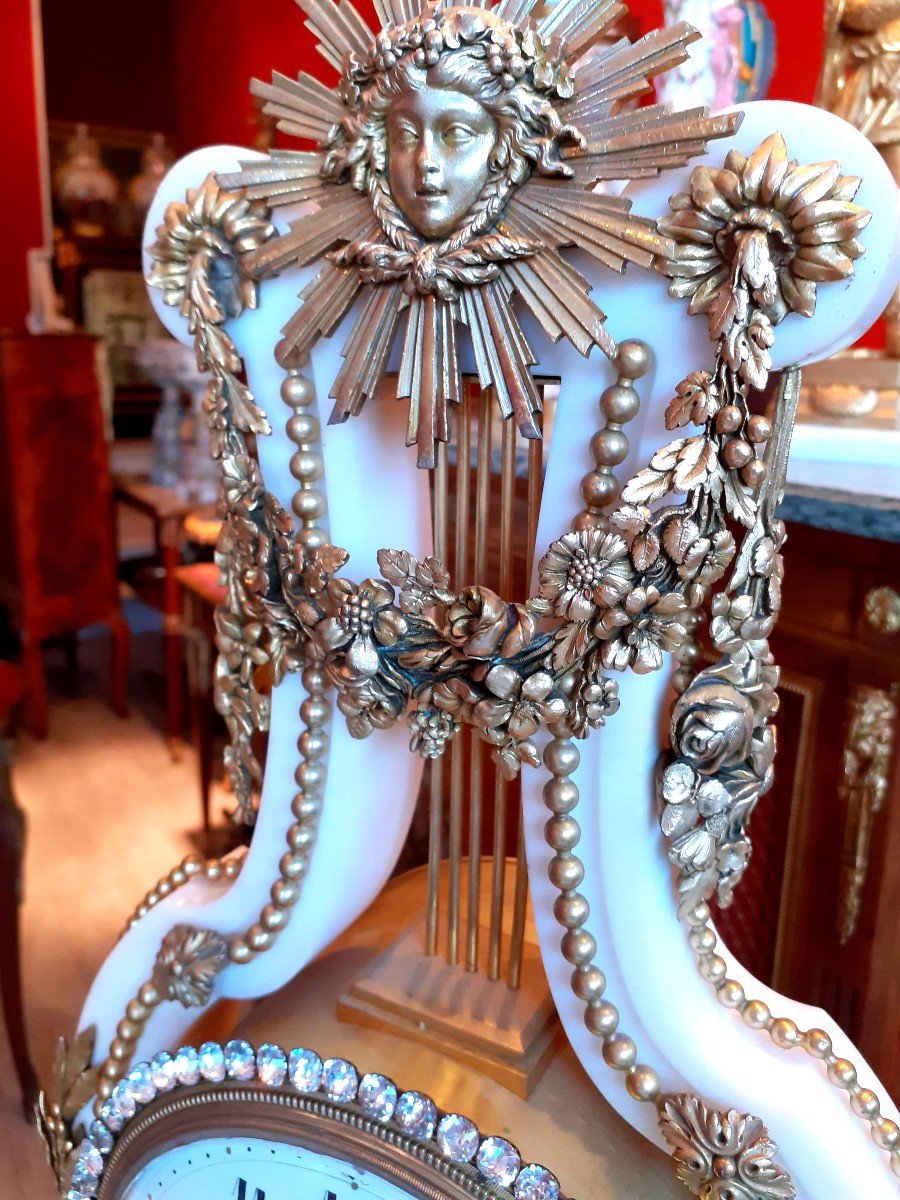 Pendule Lyre En Marbre Blanc Et Bronze Doré Style Louis XVI-photo-3