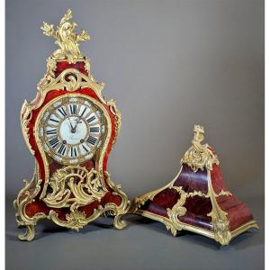 Cartel mural en laque rouge et bronze doré style Louis XV 19ème siècle