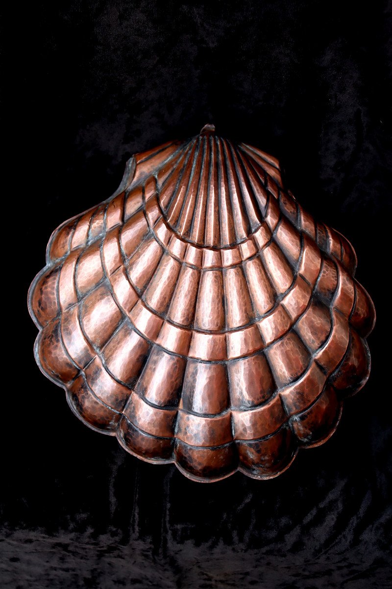 France Circa 1900 : "huge Chocolate Mold"