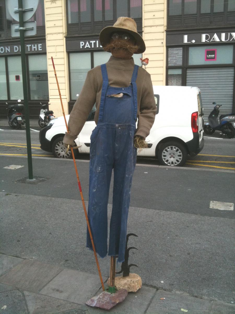 Arthur The Kind Scarecrow-photo-2