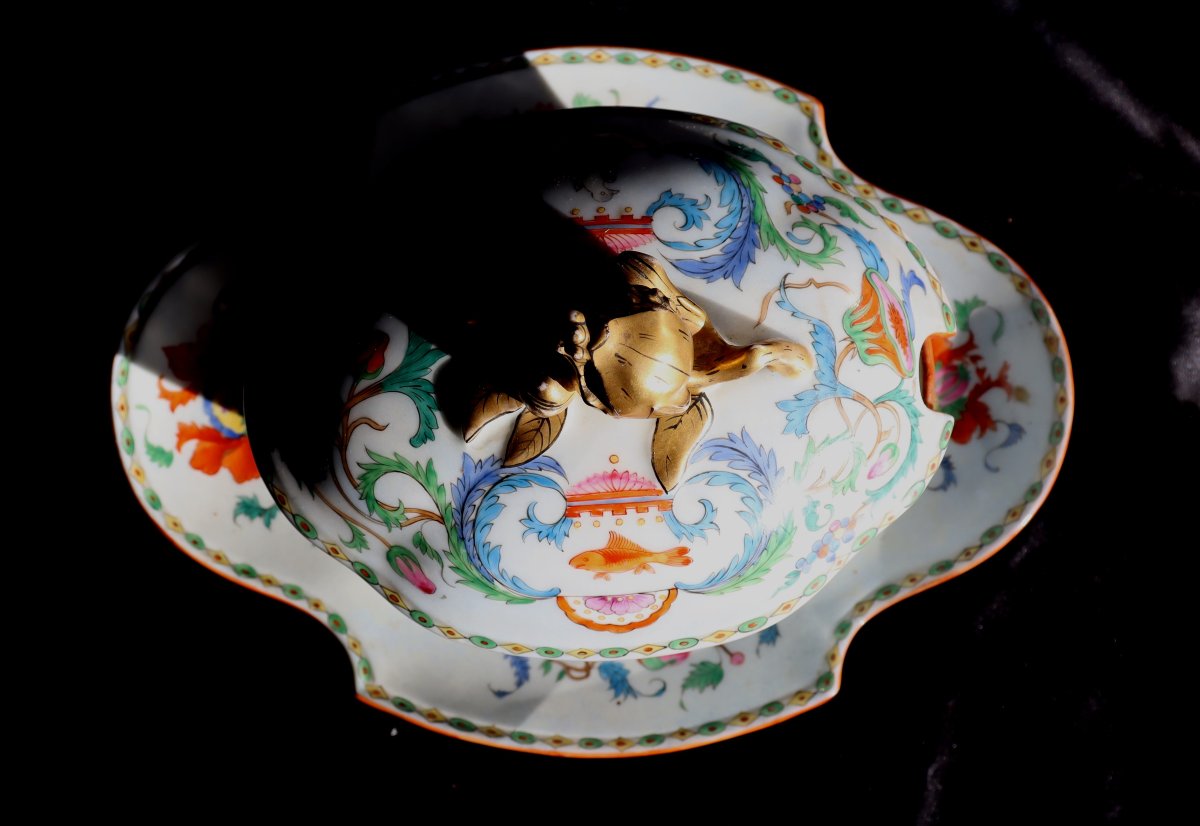 EUROPE XIXe DANS LE GOÛT DE LA CHINE : "LEGUMIER EN PORCELAINE"-photo-2
