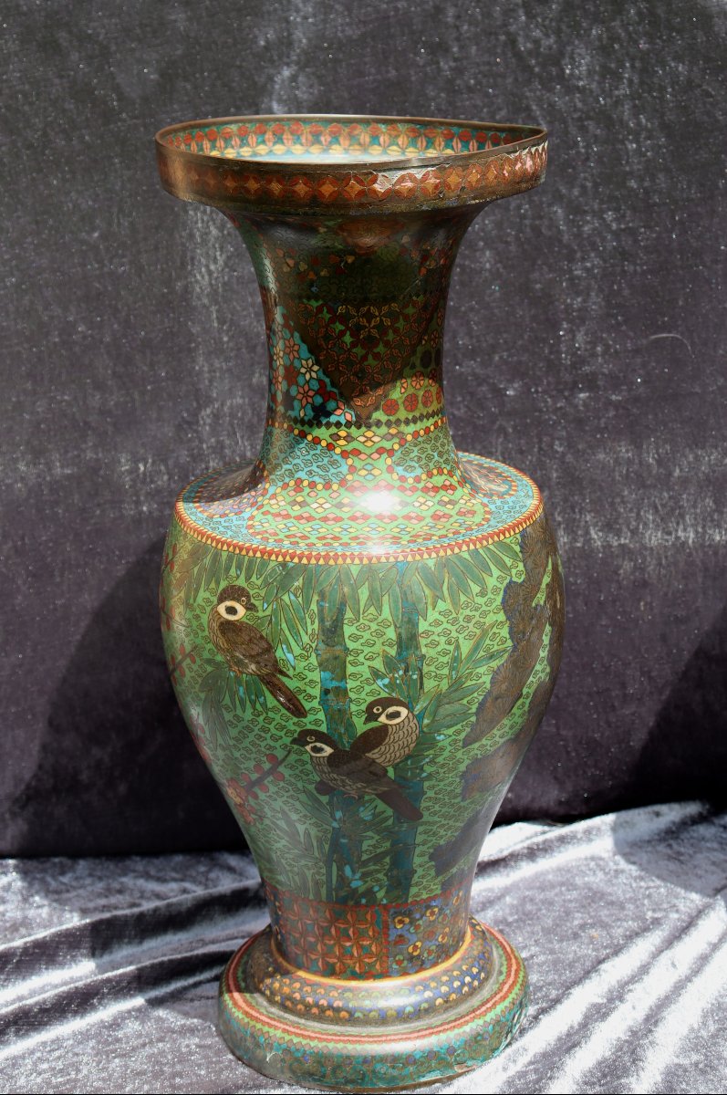 Japan XIXth : "spectacular Pair Of Cloisonne Enamel Vases"-photo-2