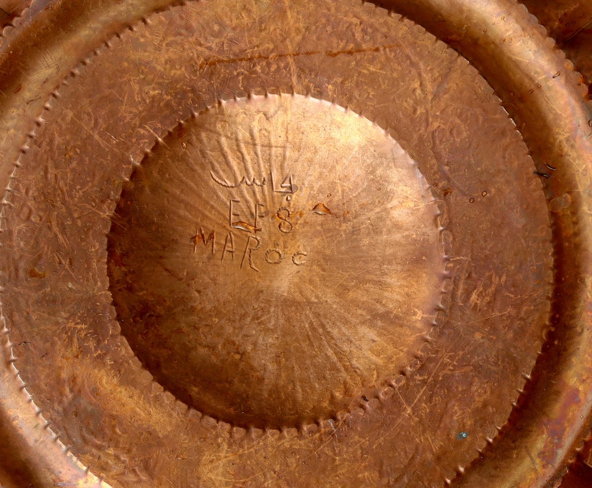 "large Chiseled Moroccan Copper Tray"-photo-1