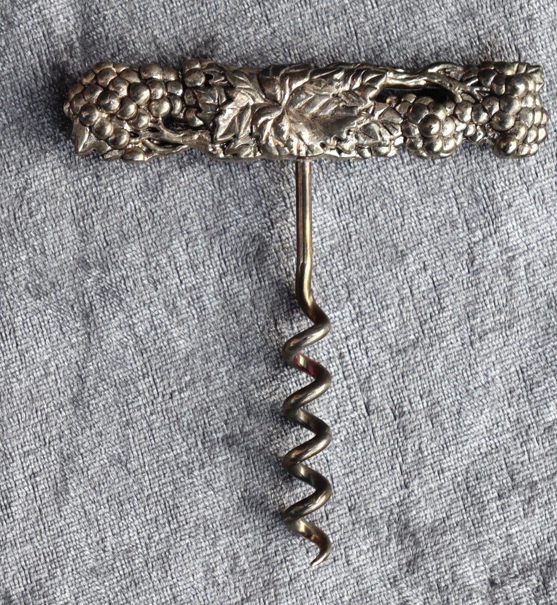 "france, Circa 1970 : Corkscrew With Vine Leaf Decoration"-photo-2