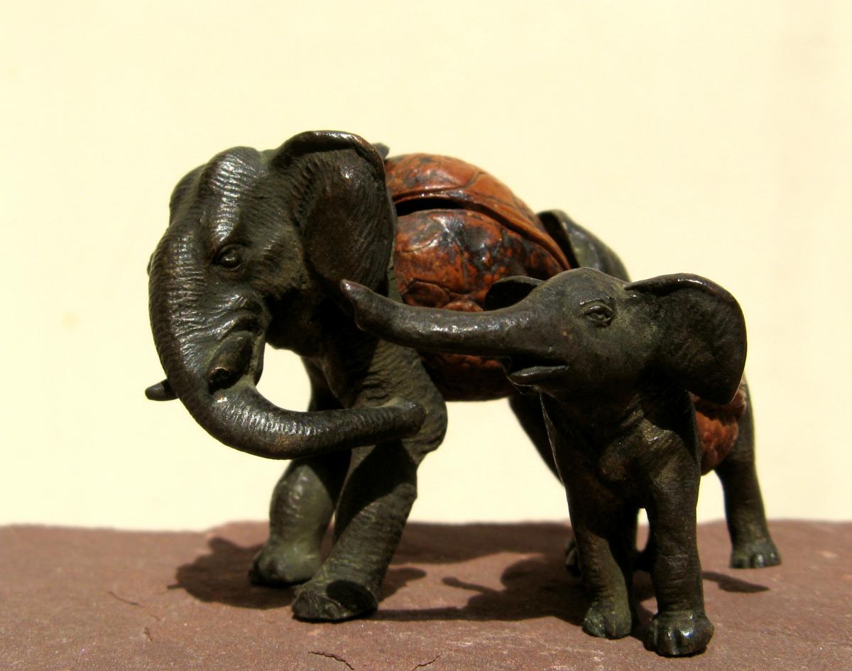 BRONZE ET NOIX : ELEPHANT ET SON PETIT-photo-3