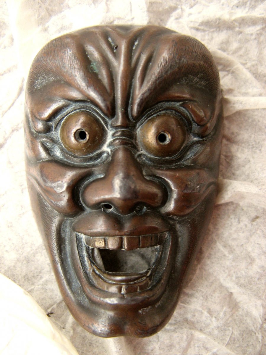 Set Of Small Japanese Masks In Metal-photo-4
