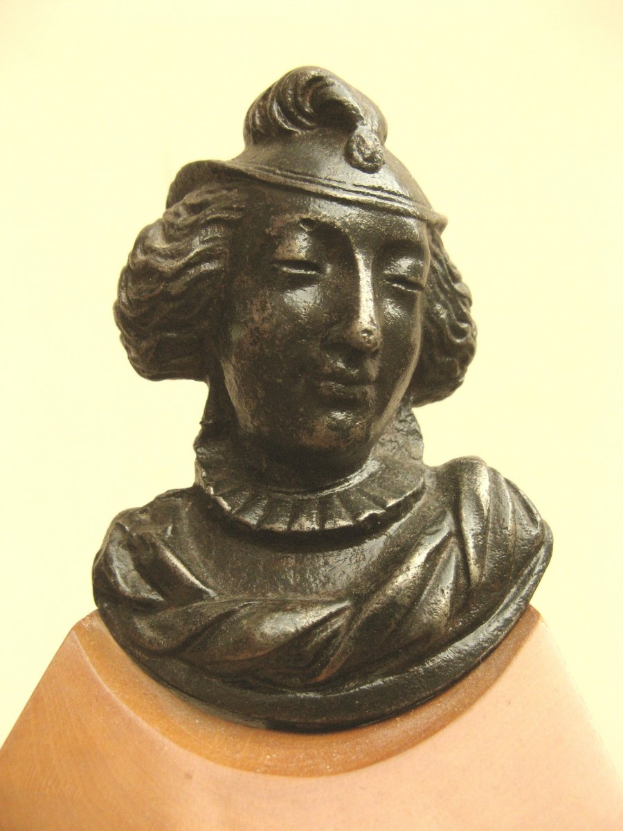 Small Bust In Iron Cast Neo-renaissance-photo-3