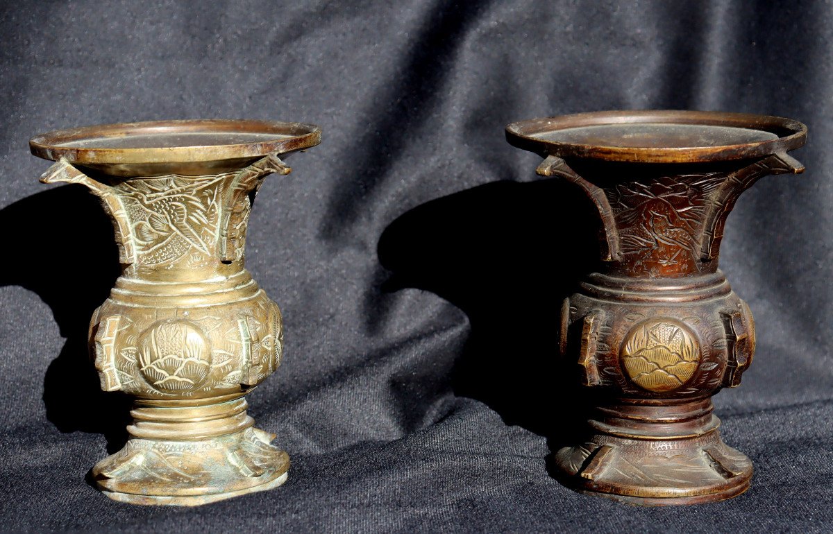 Indochine Circa 1900 : "pair Of Small Bronze Vases"