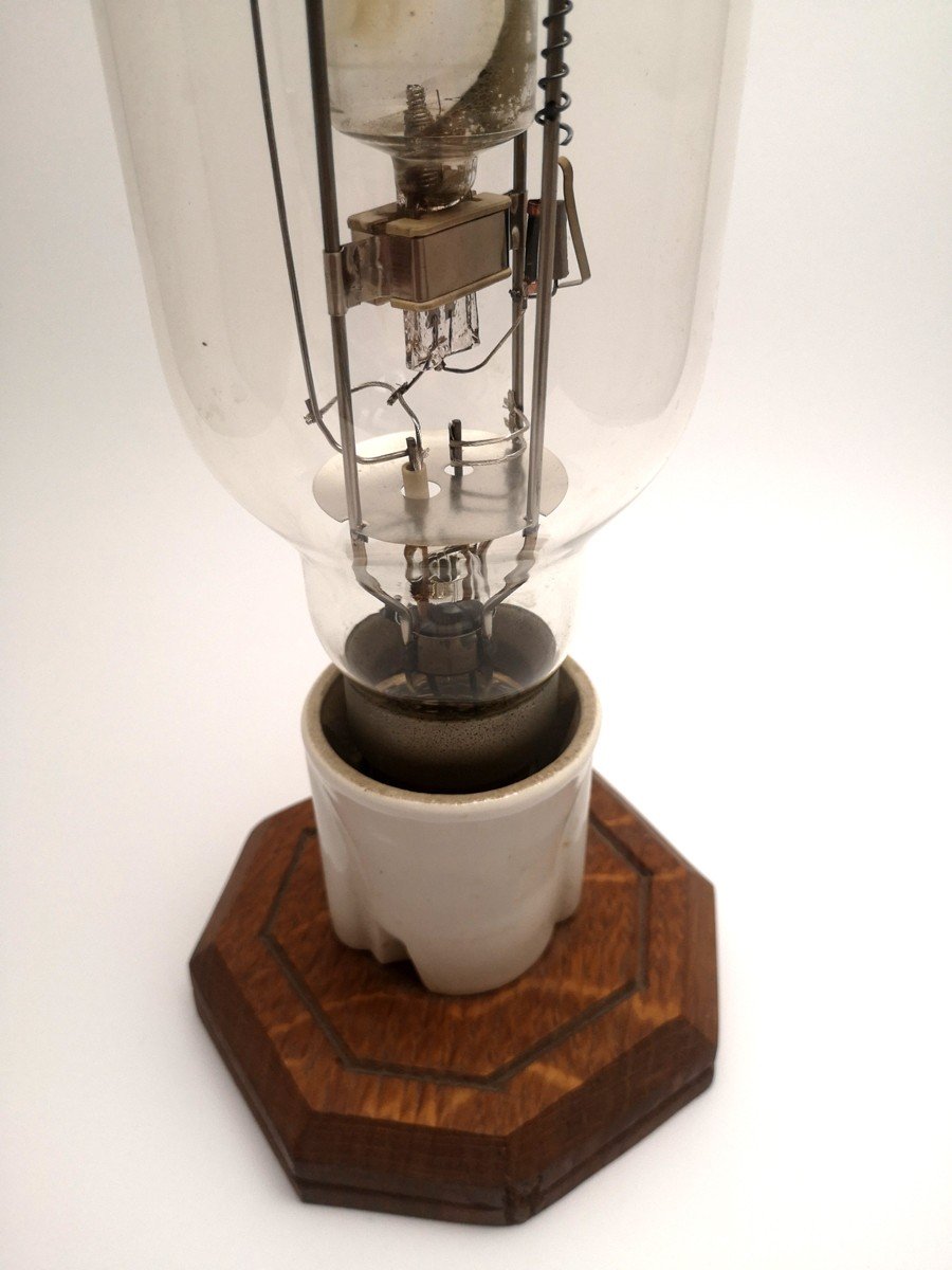 Mazda Sodium Lamp On Base-photo-4