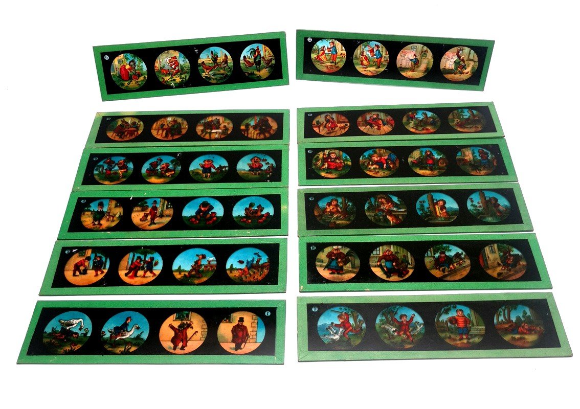 ENSEMBLE DE 12 PLAQUES POUR LANTERNE MAGIQUE