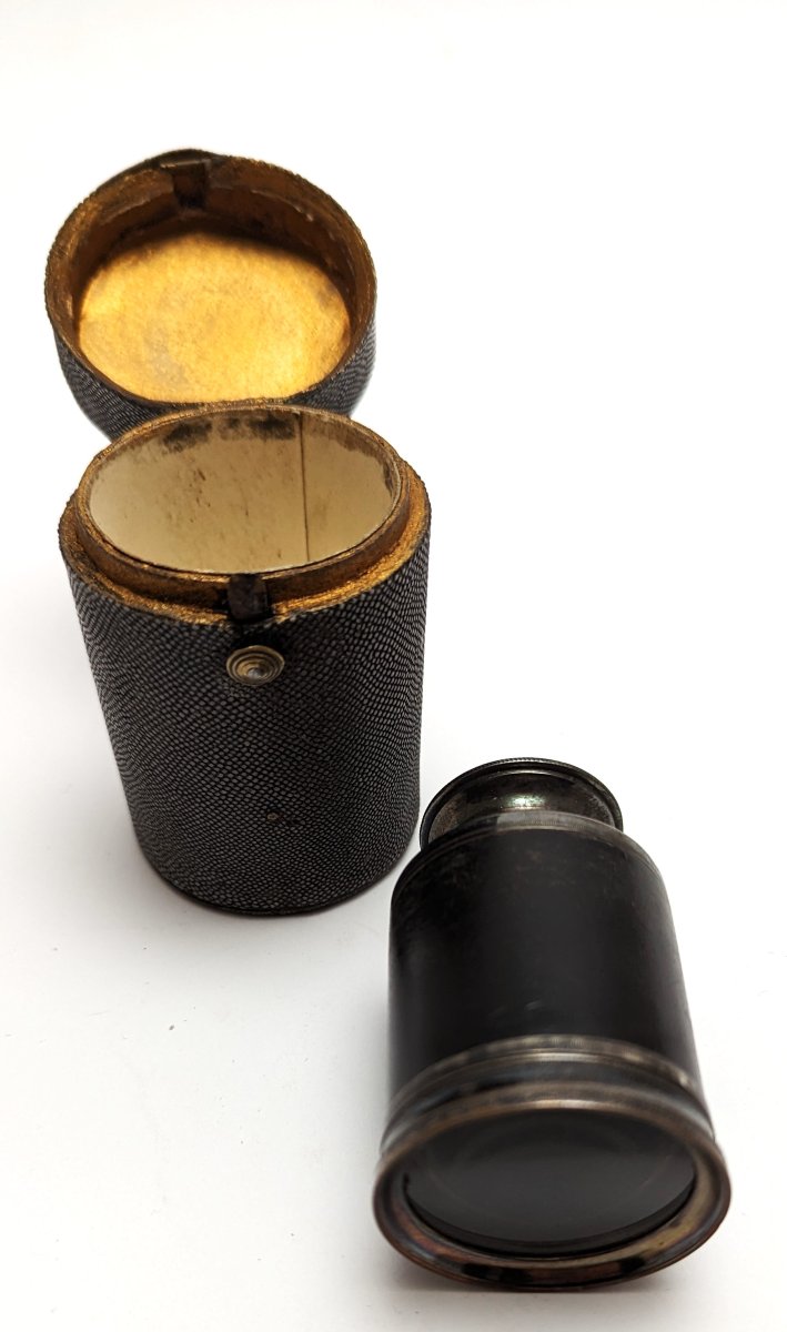   Theatre Spyglass And Its Shaghi Case-photo-3
