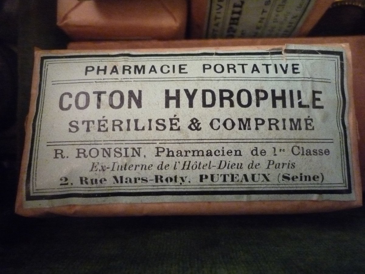 Portable Travel Pharmacy Circa 1910-1930-photo-4