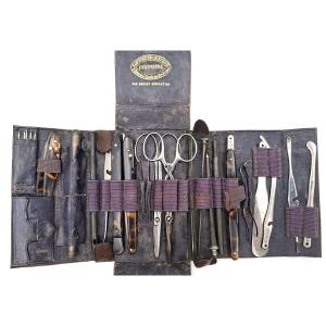 TROUSSE DE CHIRURGIE CHARRIÈRE