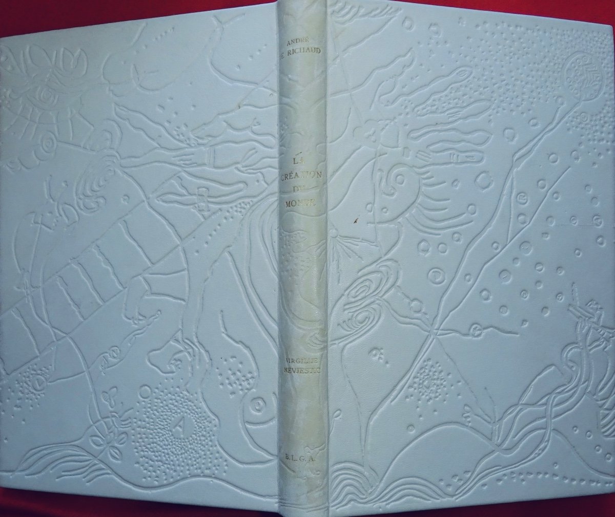 RICHAUD - La création du monde. Nancy, Beaux Livres Grands Amis, 1970, illustré par NEVJESTIC.-photo-4