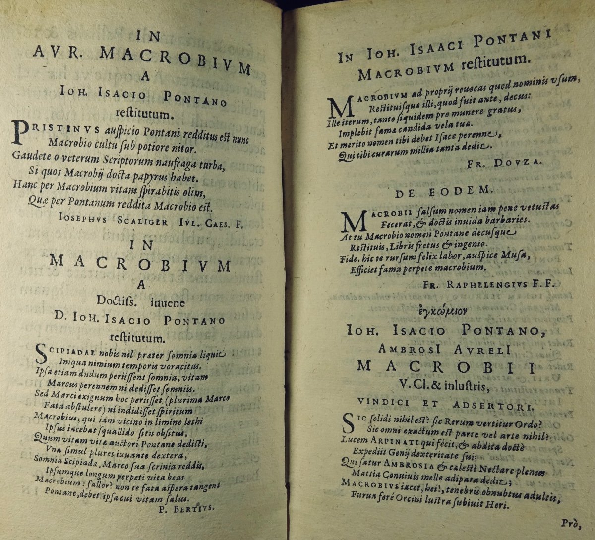 MACROBI (Avr. Théodosii) - Opera. Ouvrage en latin imprimé par Plantin en 1597.-photo-3