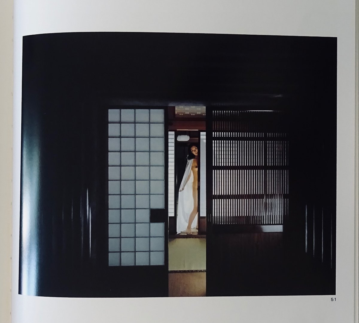 Tatsuki (yoshihiro) - Girls And Women. Tokyo, At The Author, 1981. [photography]-photo-8