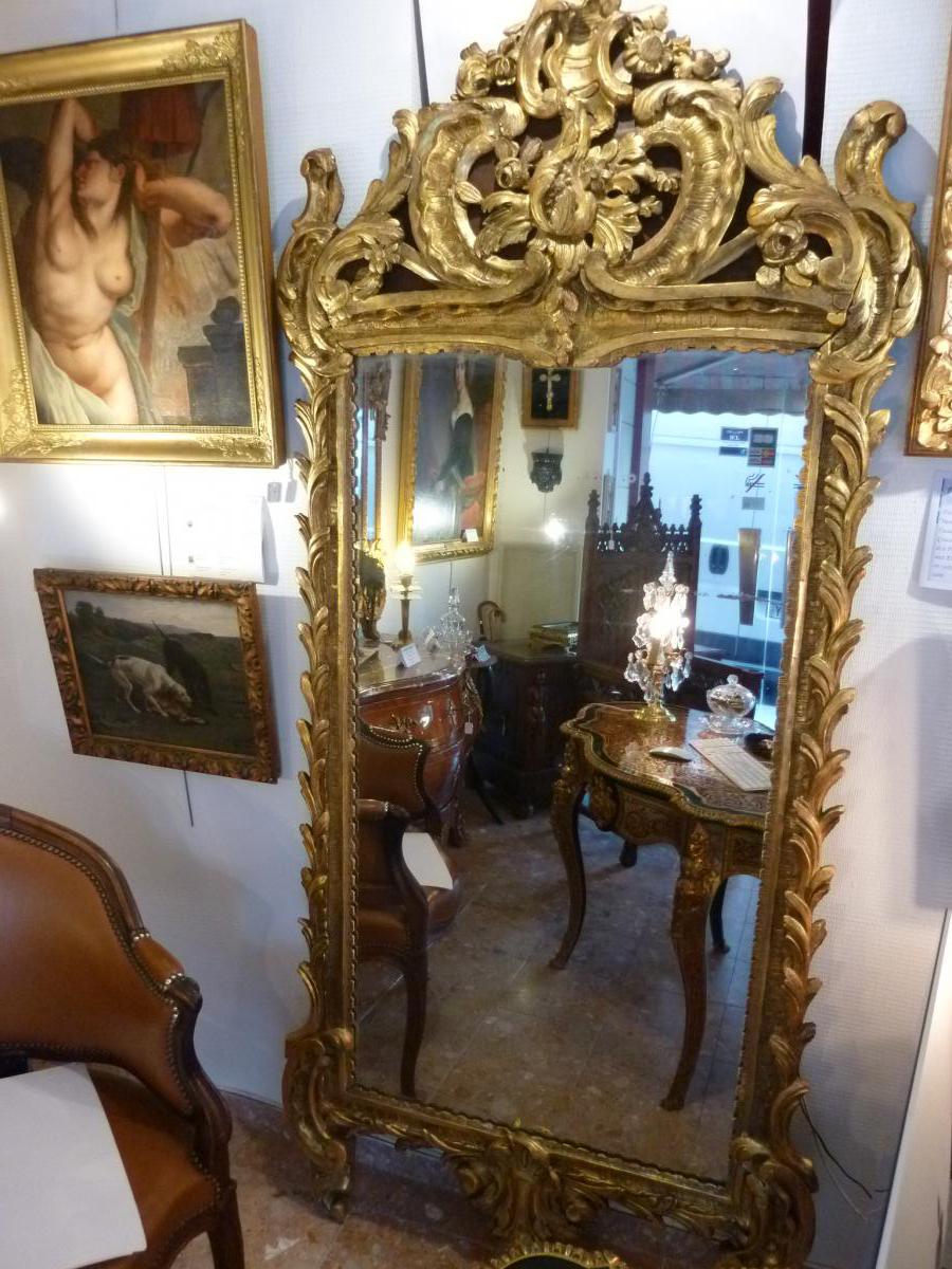 Miroir En Bois Doré à La Feuille Epoque Louis XV - XVIIIème Siècle
