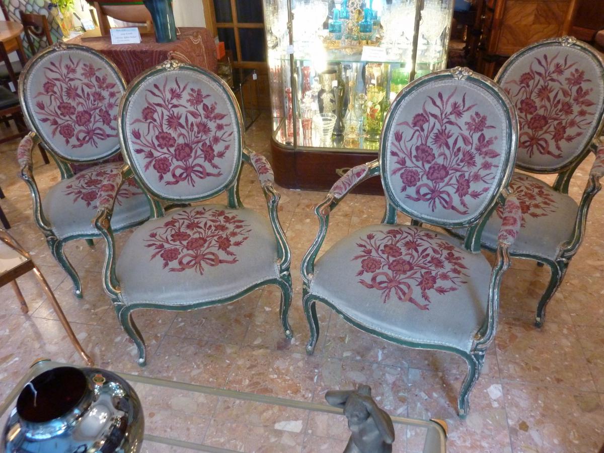 4 Armchairs Medaillon Transition Period Louis XV - Louis XVI