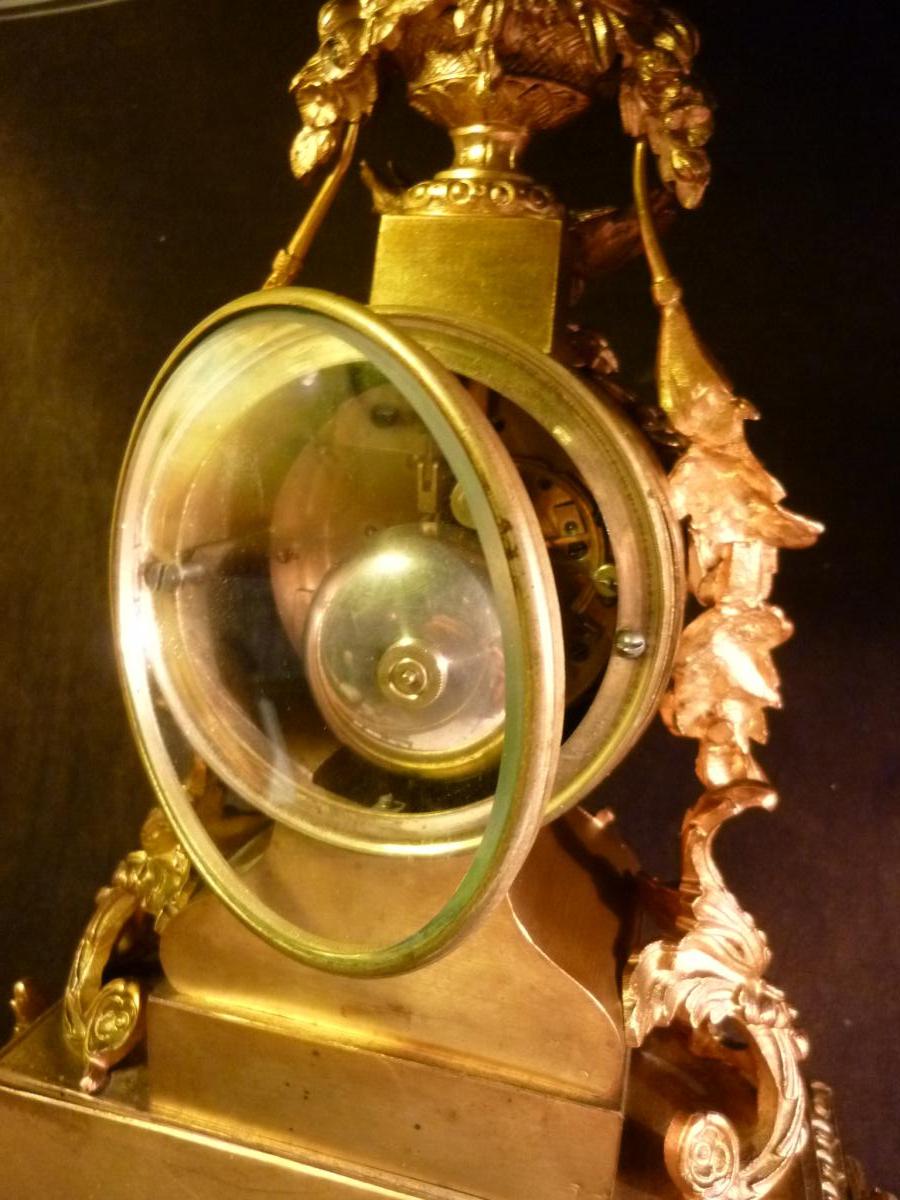 Pendule En Bronze Dore Signée Boursier Jeune-photo-2