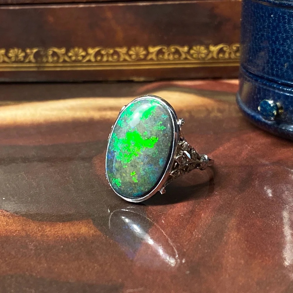 Bague ancienne en or, opale noire et diamants-photo-4