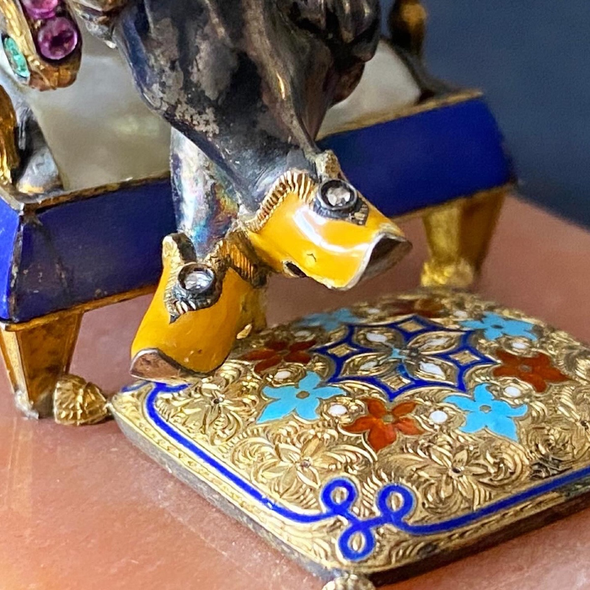 Antique Baroque Pearl Figurine (19th Century)-photo-1