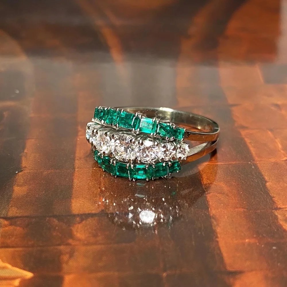 Bague vintage en or, diamants et émeraude-photo-4