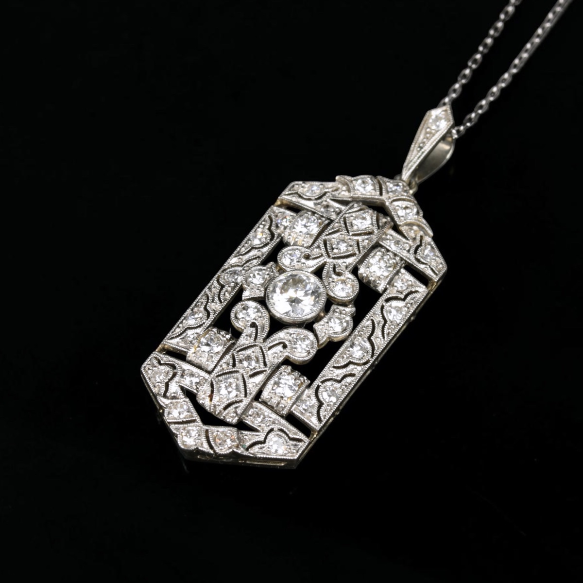 Pendentif art déco en platine, or et diamants