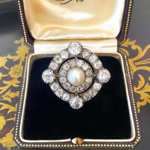 Ancien pendentif-broche en or, argent, perle fine et diamants