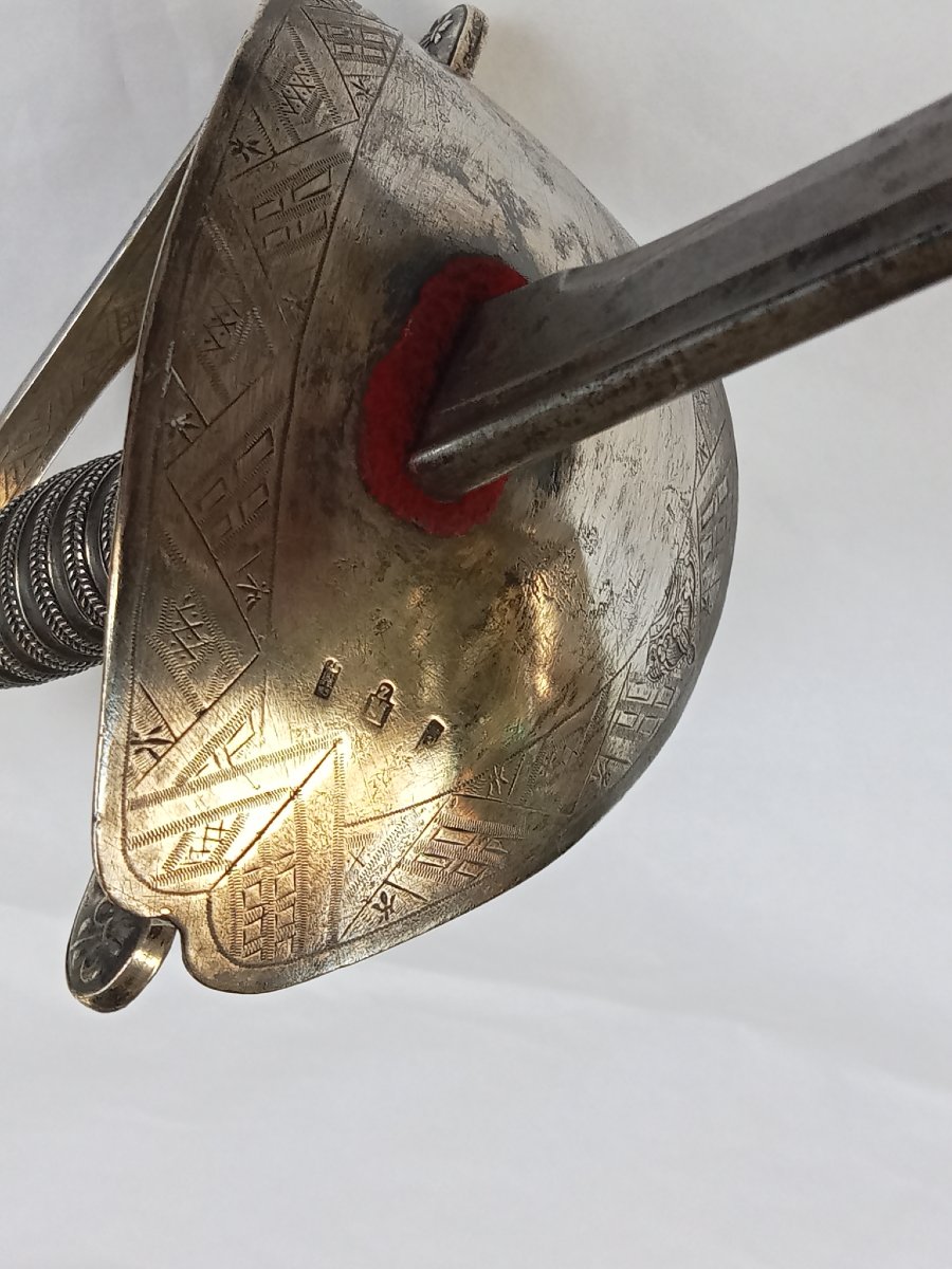 Épée en argent d'officier du Corps des Hallebardiers de la Garde Royale d'Espagne, 19e, 1833-photo-4