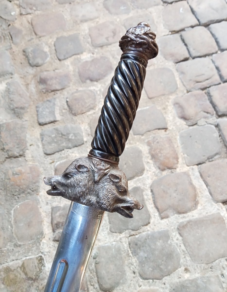 Dague de chasse à têtes de hures de sangliers garnitures en acier signée BARRE, Paris, 19e-photo-2