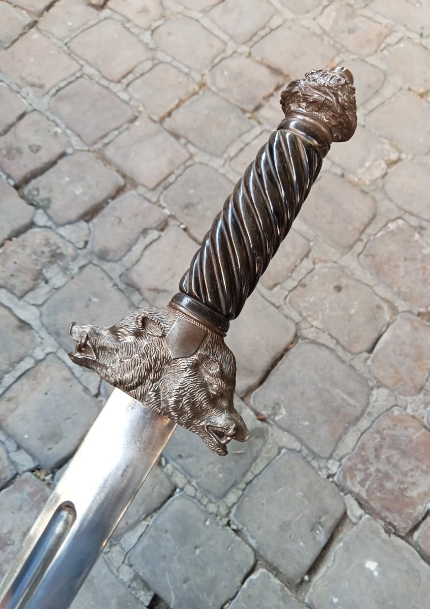 Dague de chasse à têtes de hures de sangliers garnitures en acier signée BARRE, Paris, 19e-photo-8