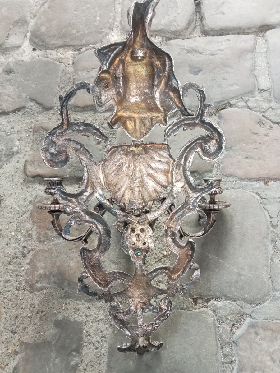 grandes appliques en bronze argenté à trois bras de lumière style Régence, fleurs de lys, 19e-photo-7