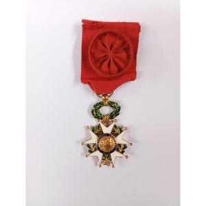 Ordre de la Légion d'Honneur, croix d'officier en or et émail, époque IIIème République 