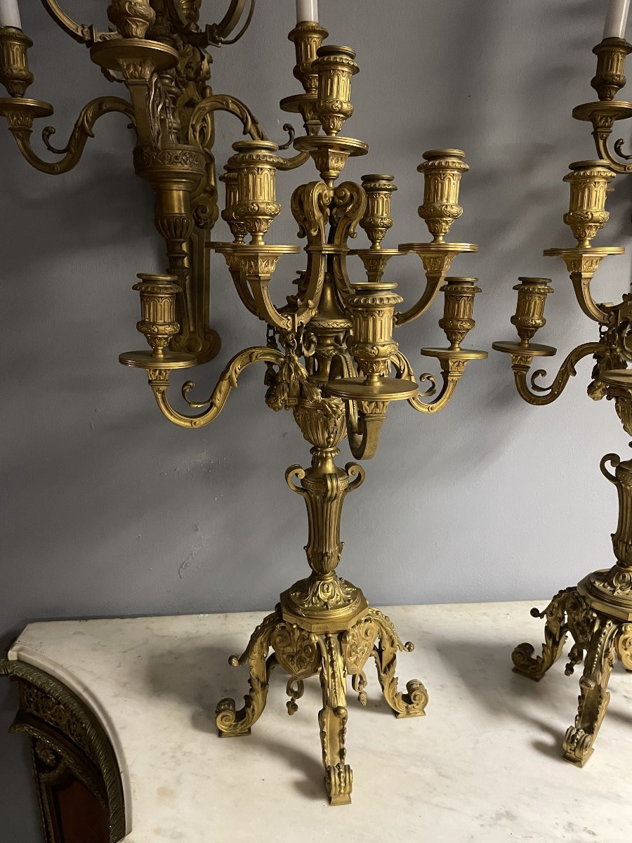 Suite De Bougeoirs En Bronze Signés Ferdinand Barbedienne-photo-2