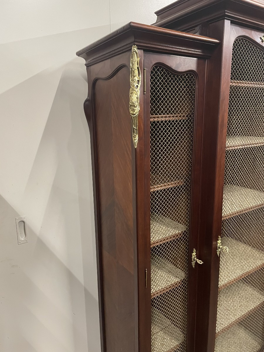 Lxv Library With Bronze-photo-2