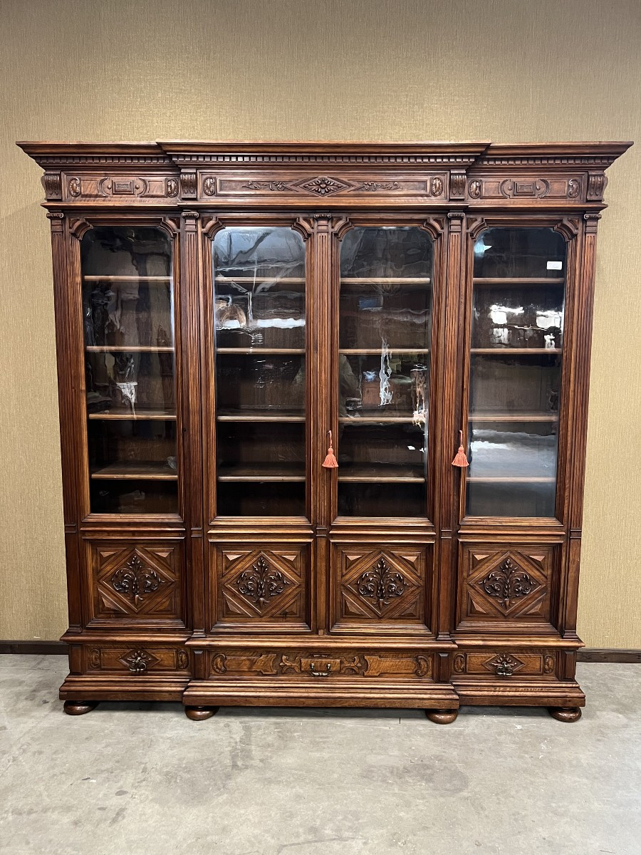 French Renaissance Bookcase In Solid Walnut With 4 Doors.