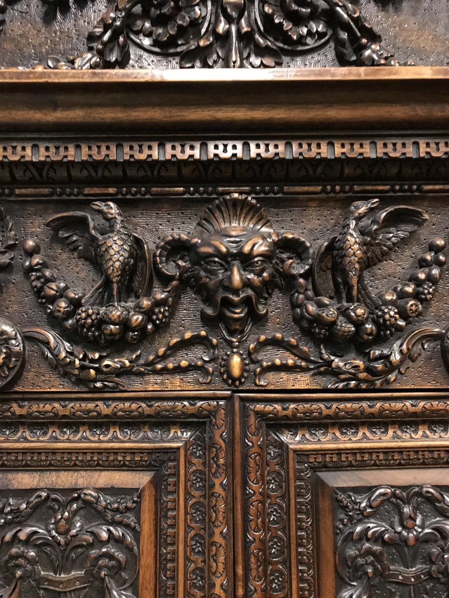 Armoire deux corps de style Renaissance française du XIXe siècle en noyer-photo-4