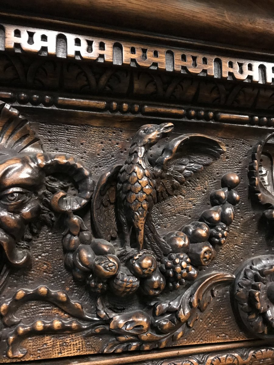 Armoire deux corps de style Renaissance française du XIXe siècle en noyer-photo-1