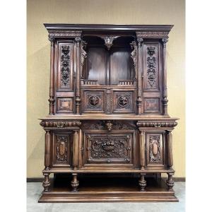 Buffet/Armoire Deux Corps Style Renaissance en Noyer 