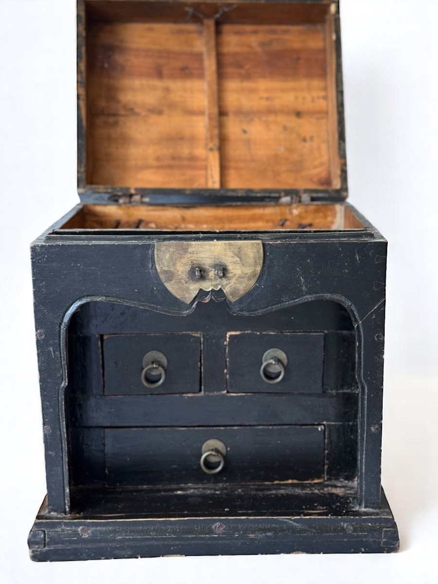Coffre japonais en bois noir, chat de bonne fortune - Époque Meiji-photo-3